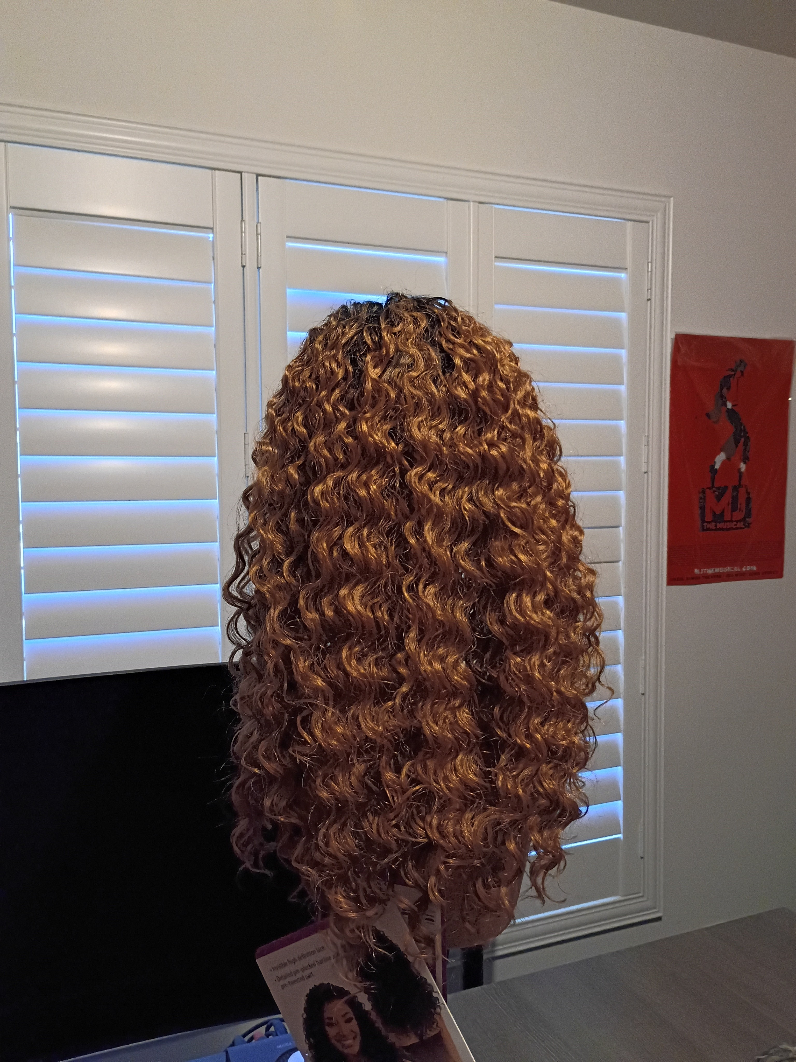 Wavy Ombre Synthetic Hairpiece Black To Brown